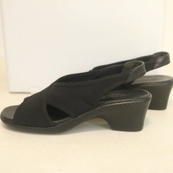 munro ladies sandals